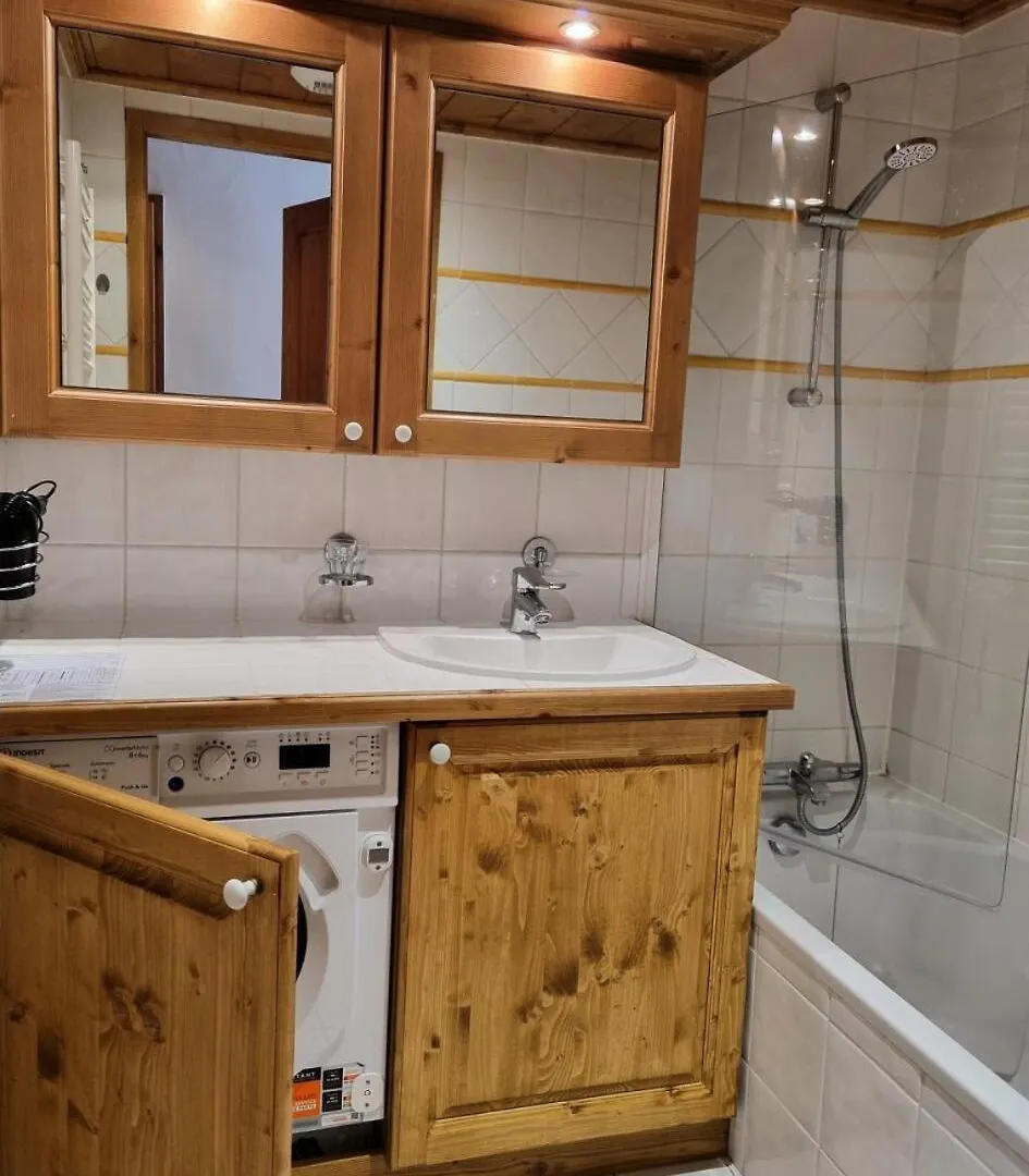 Apartment Residence Les Alpages - 3 Pieces Pour 6 Personnes Mae-9621 La Plagne France